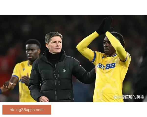 格拉斯纳呼吁球迷谦逊面对质疑